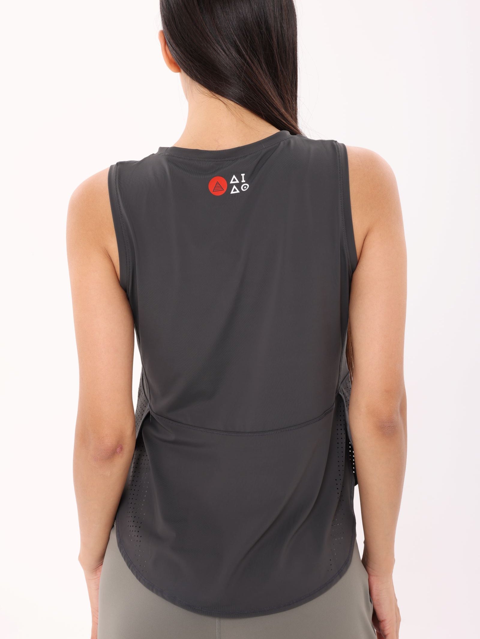 ALL-DAY TANKS – GRAPHITE GRAY