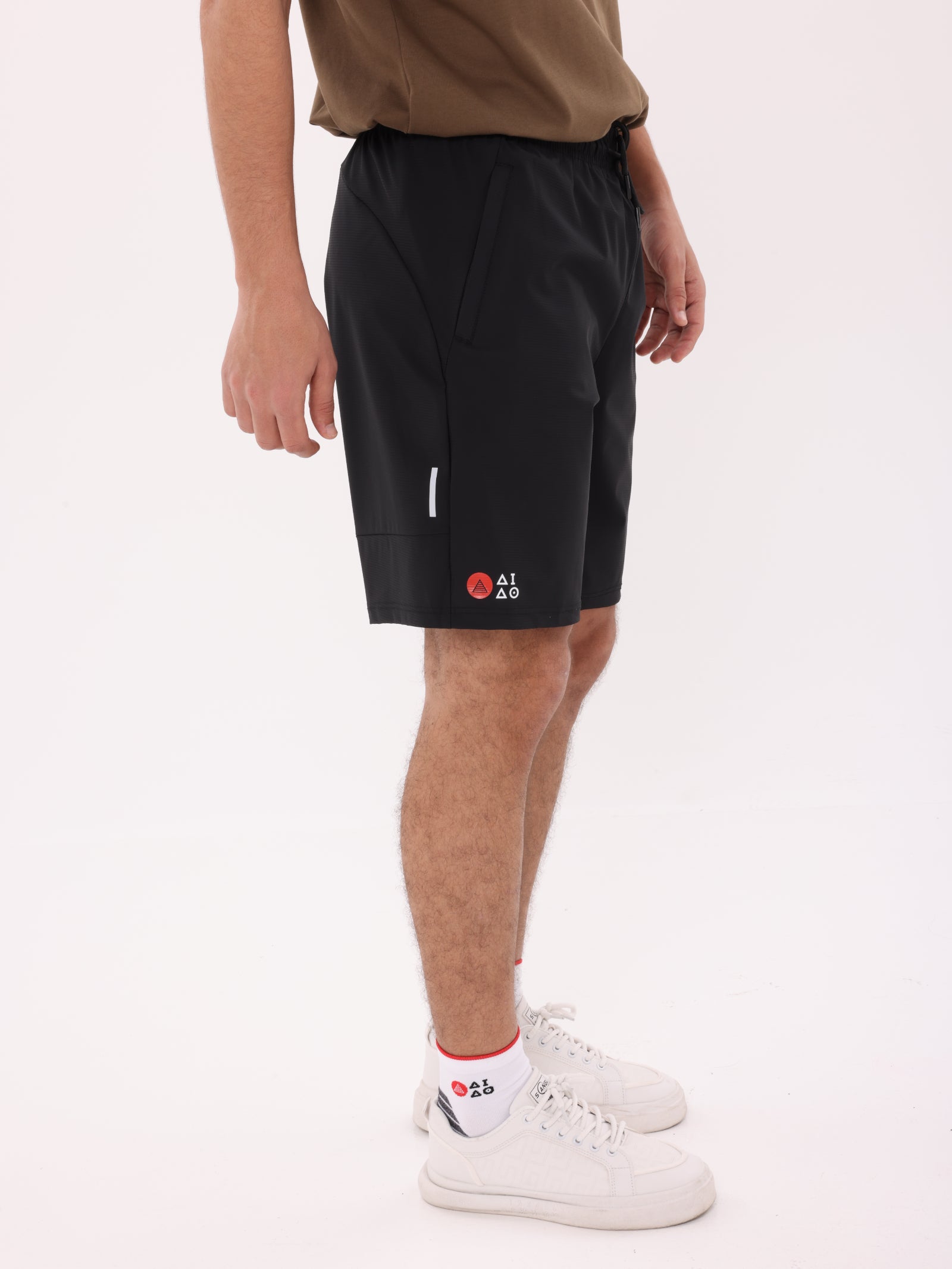 CORE QUICK-DRYING SHORTS - BLACK