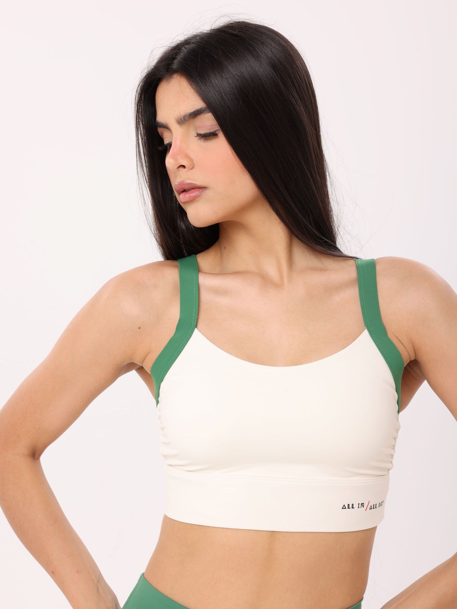 STUDIO TRAINING SETS – PEAR WHITE & JUNIPER GREEN