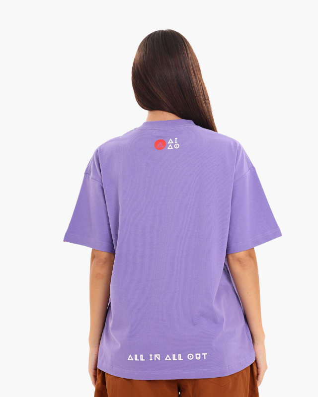 Woman wearing a purple oversized unisex t-shirt Back pose