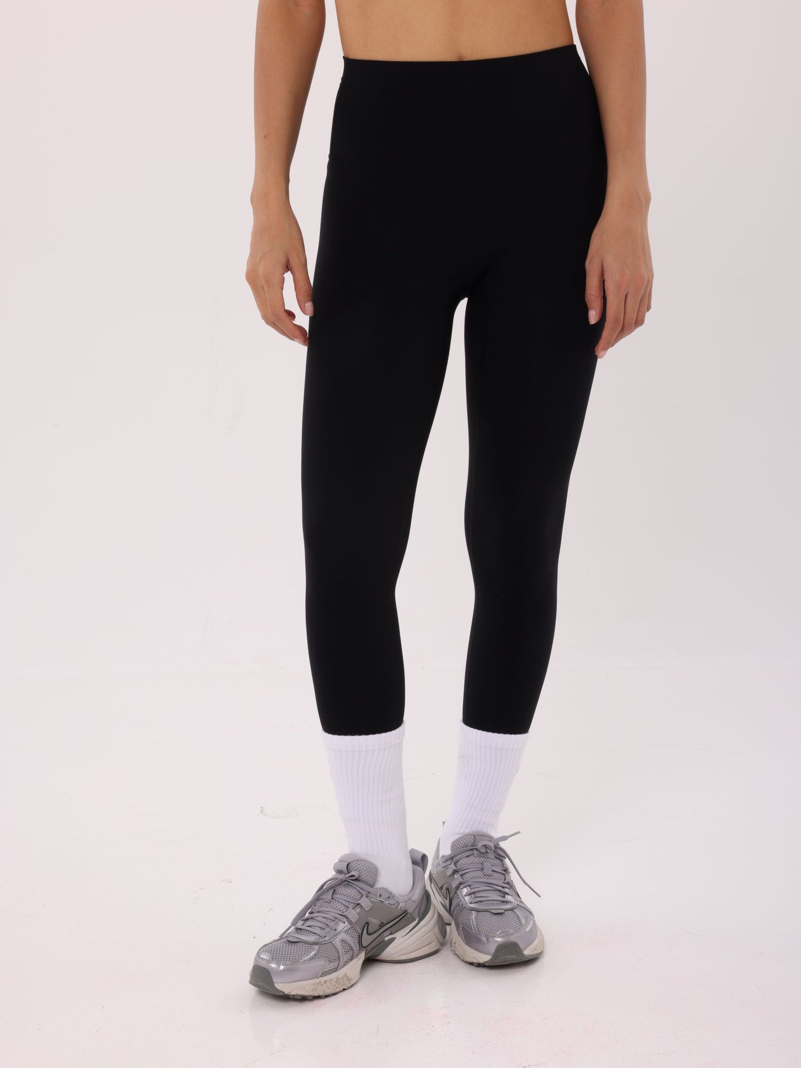 DAILY MOVE LEGGINGS – BLACK
