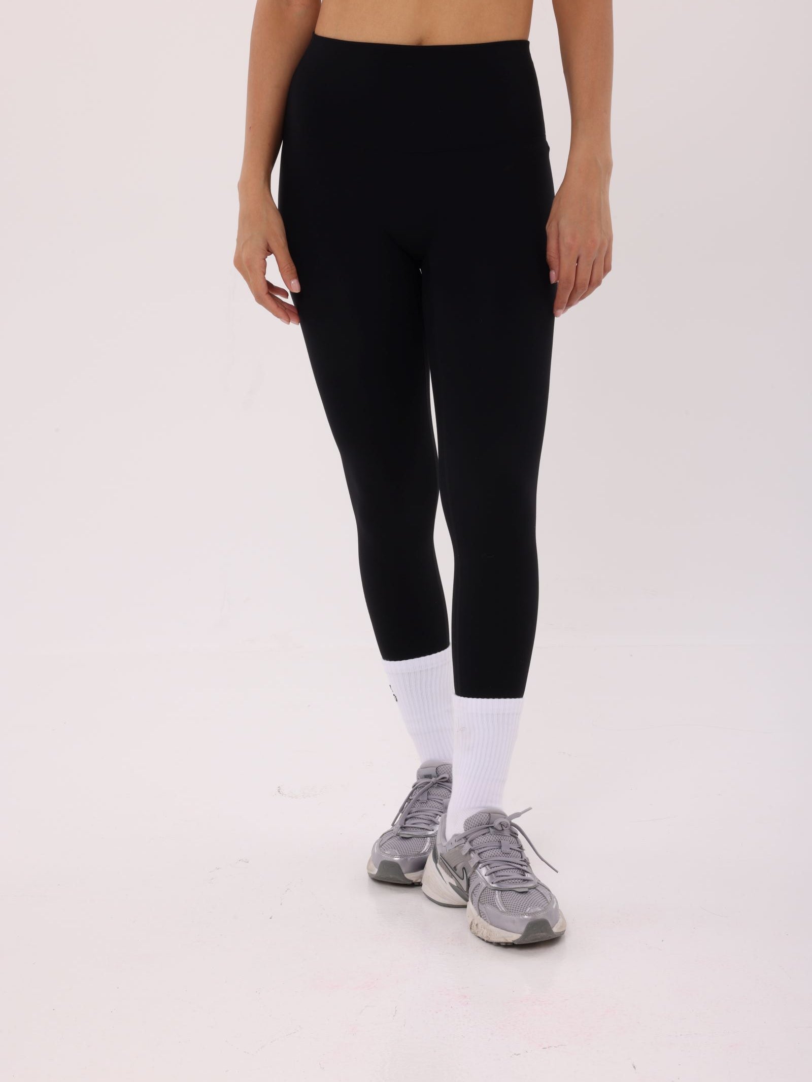 DAILY MOVE LEGGINGS – BLACK